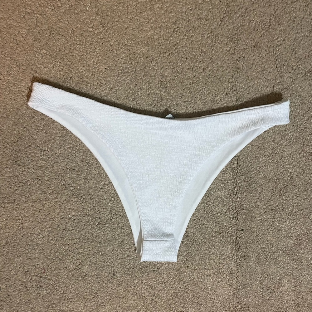 Pretty Little Thing White Bikini Bottom Size 10